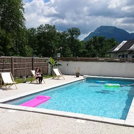 Les 3 Edelweiss*** A Avec Piscine Commune 85550 Arette
