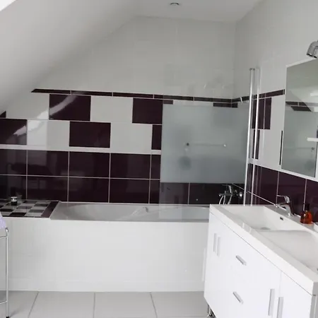 Les 3 Edelweiss*** A Avec Piscine Commune 85550 Lejlighed