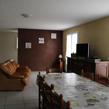 Les 3 Edelweiss*** A Avec Piscine Commune 85550 Lejlighed *